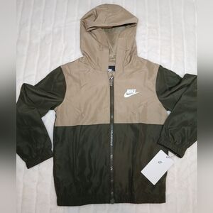 Nike Boys Dri-Fit Windbreaker Jacket | Cargo Khaki Tan | Size 6 | NWT